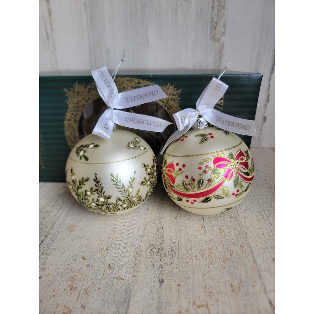 Waterford Holiday festive ball glass glitter ornament Xmas set mistletoe